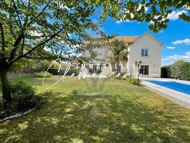 Propriété 11 pièces 316 m²