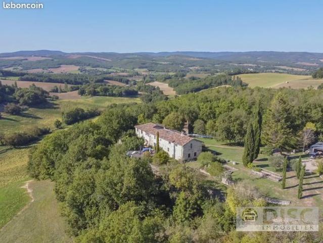 Propriété 11 pièces 330 m²