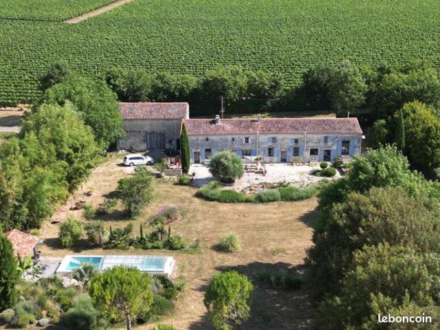 Propriété 11 pièces 330 m²