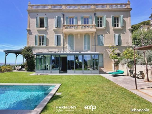 Propriété 11 pièces 445 m²