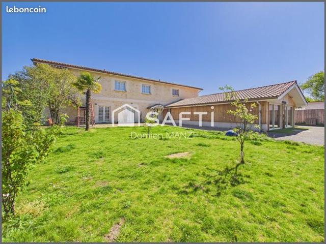 Propriété 11 pièces 450 m²