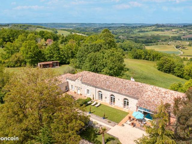 Propriété 11 pièces 475 m²