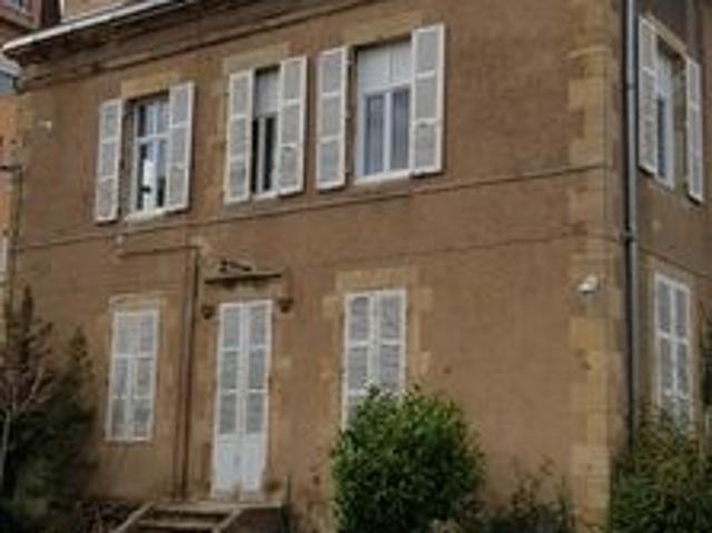 Propriété 11 pièces 400 m²