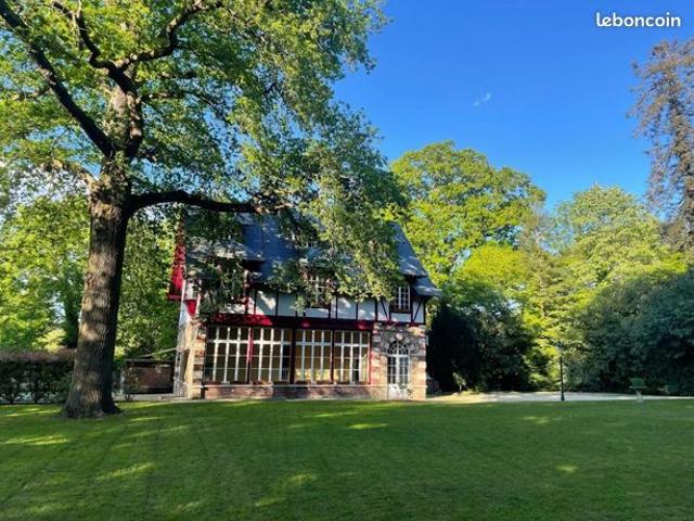 Propriété 11 pièces 412 m²