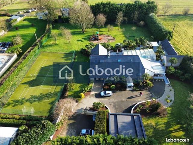 Propriété 11 pièces 500 m²