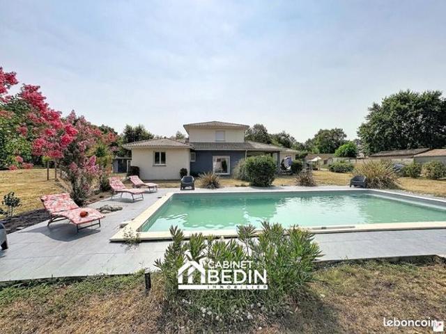 Propriété 12 pièces 198 m²