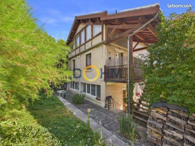 Propriété 12 pièces 199 m²