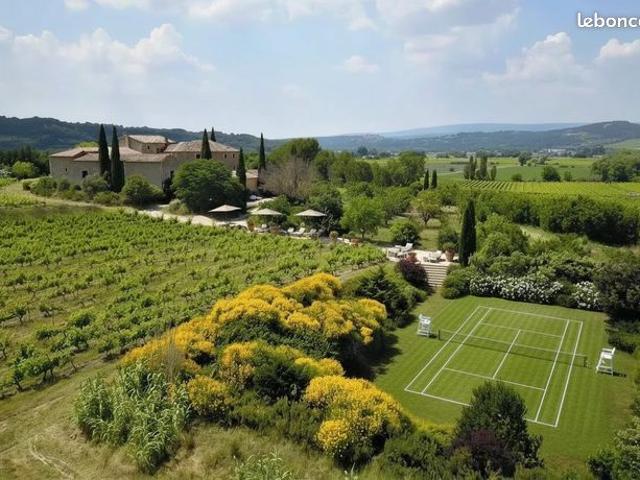 Propriété 12 pièces 1000 m²
