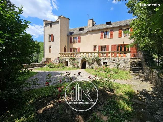 Propriété 12 pièces 250 m²