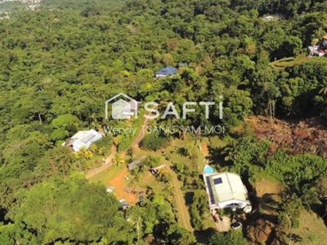 Propriété 12 pièces 250 m²