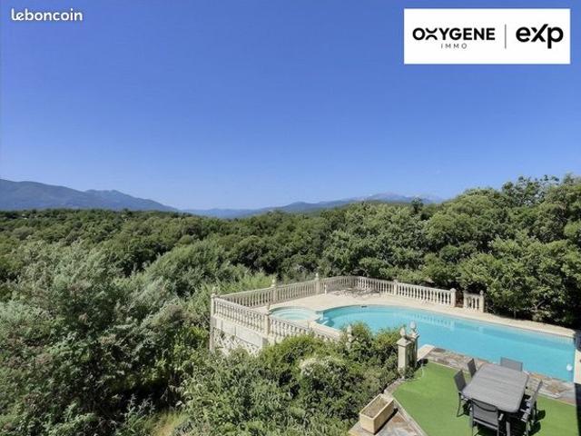 Propriété 12 pièces 250 m²