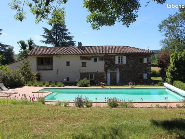 Propriété 12 pièces 260 m²