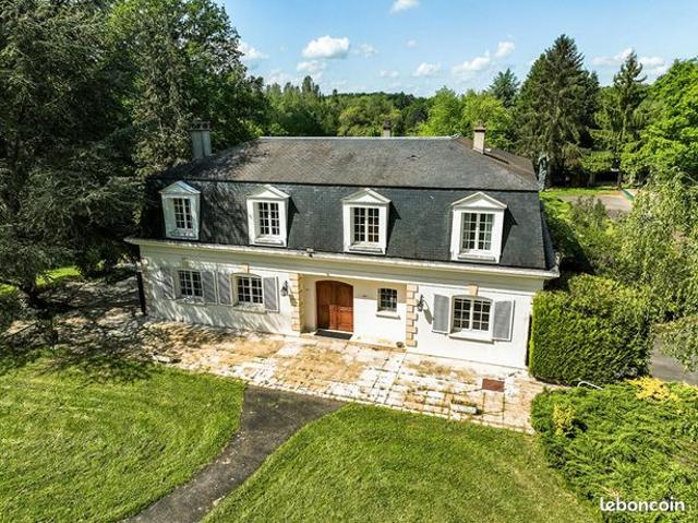Propriété 12 pièces 260 m²