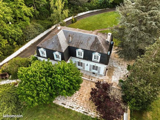 Propriété 12 pièces 260 m²
