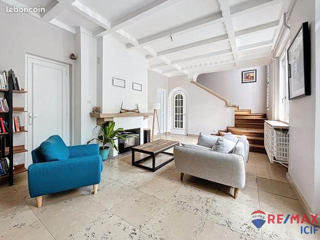 Propriété 12 pièces 260 m²