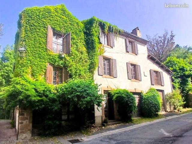 Propriété 12 pièces 270 m²