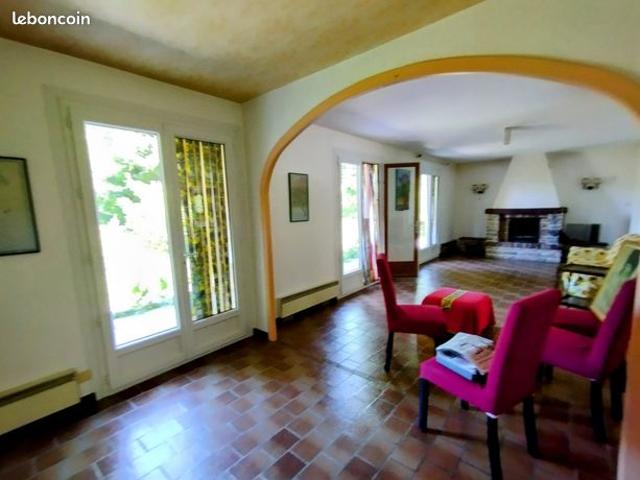 Propriété 12 pièces 270 m²