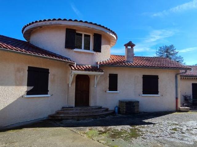 Propriété 12 pièces 275 m²
