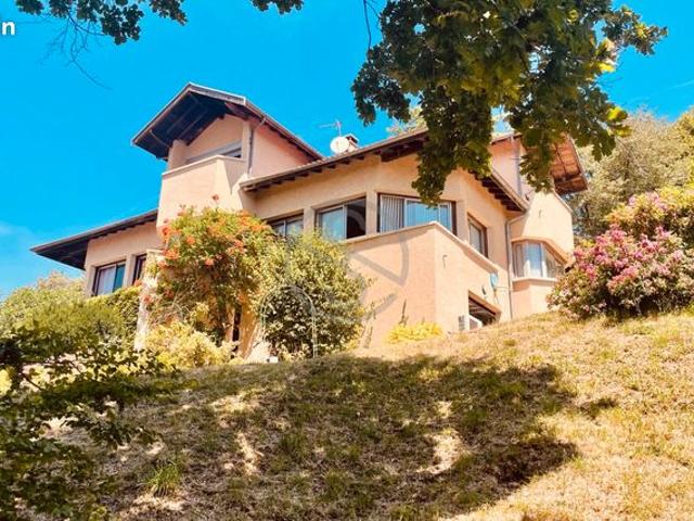 Propriété 12 pièces 279 m²