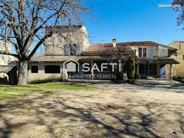Propriété 12 pièces 280 m²