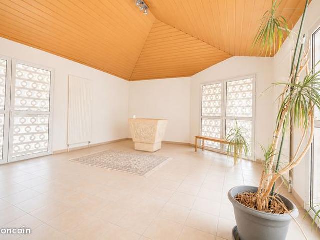 Propriété 12 pièces 281 m²