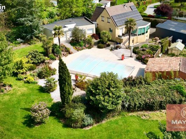 Propriété 12 pièces 285 m²