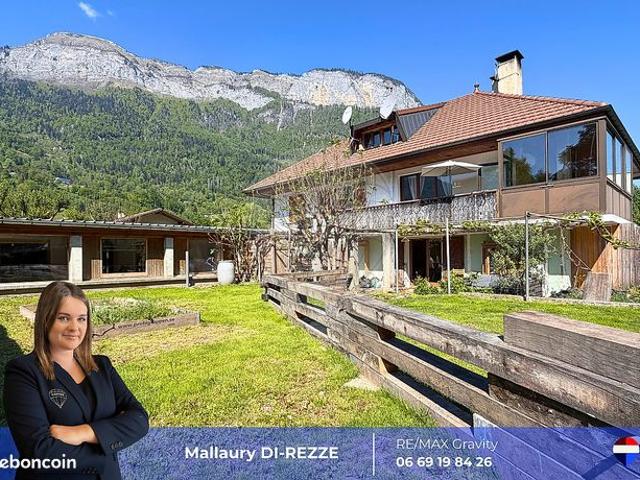 Propriété 12 pièces 290 m²