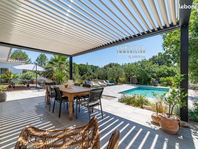 Propriété 12 pièces 290 m²