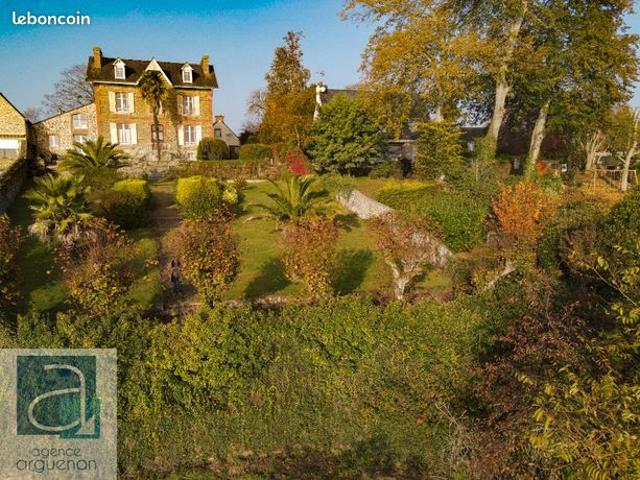 Propriété 12 pièces 295 m²