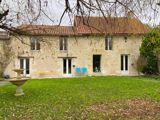 Propriété 12 pièces 200 m²