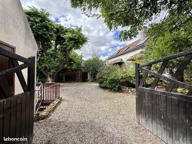 Propriété 12 pièces 205 m²