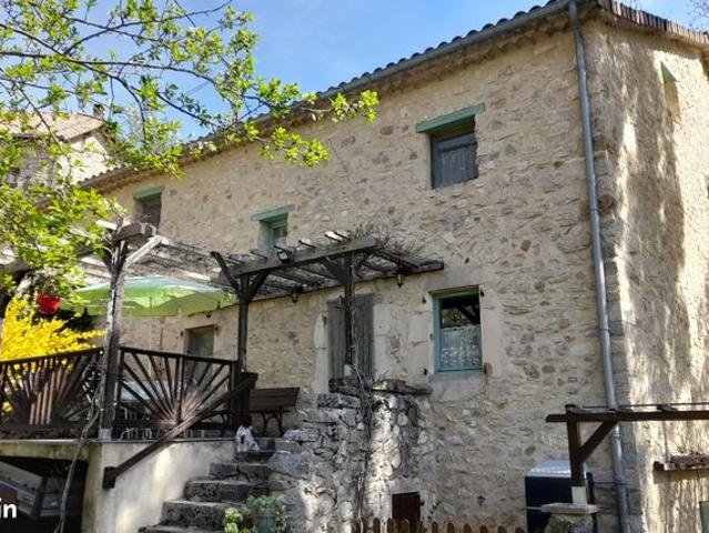 Propriété 12 pièces 229 m²