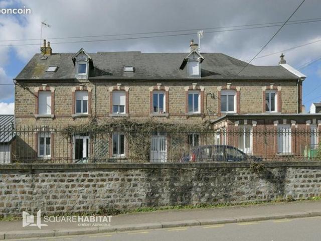 Propriété 12 pièces 237 m²