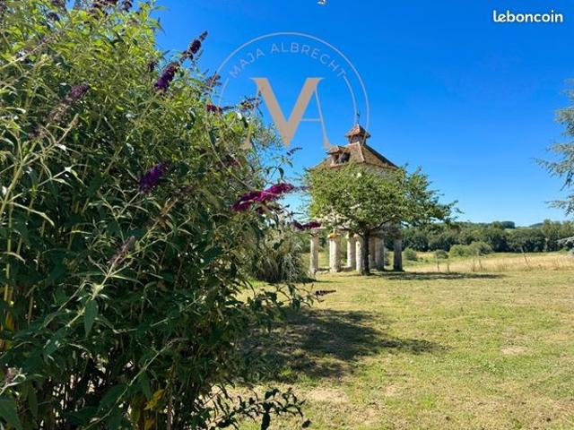 Propriété 12 pièces 343 m²