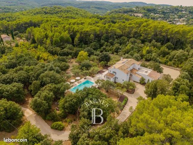 Propriété 12 pièces 350 m²