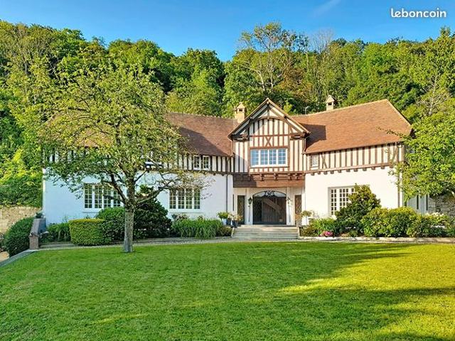 Propriété 12 pièces 351 m²