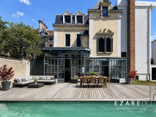 Propriété 12 pièces 352 m²
