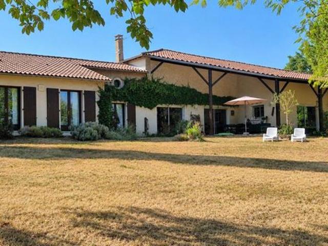 Propriété 12 pièces 363 m²