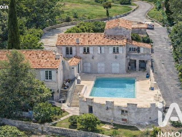 Propriété 12 pièces 360 m²