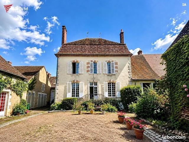 Propriété 12 pièces 373 m²