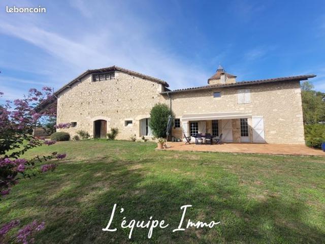 Propriété 12 pièces 370 m²