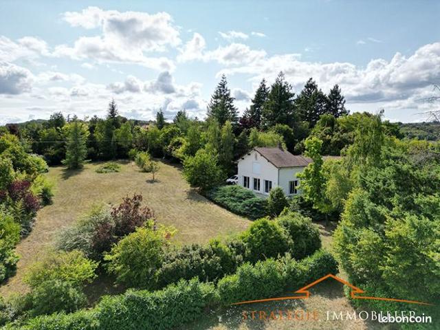 Propriété 12 pièces 370 m²