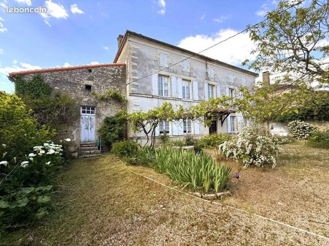 Propriété 12 pièces 377 m²
