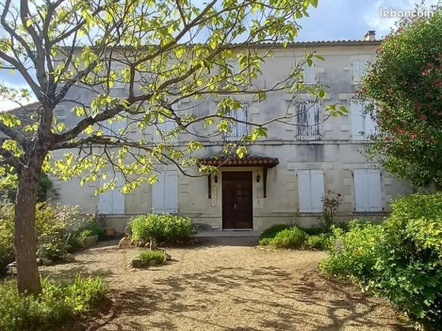 Propriété 12 pièces 376 m²