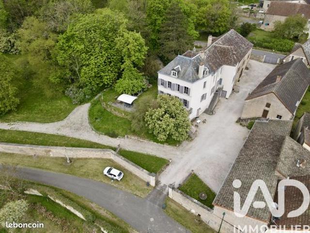 Propriété 12 pièces 380 m²