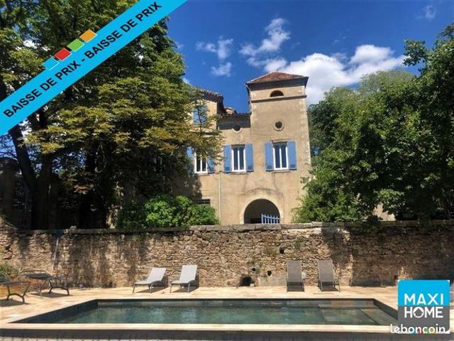 Propriété 12 pièces 380 m²