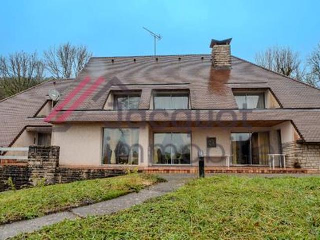 Propriété 12 pièces 385 m²