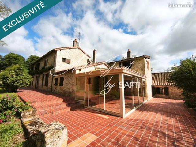 Propriété 12 pièces 392 m²