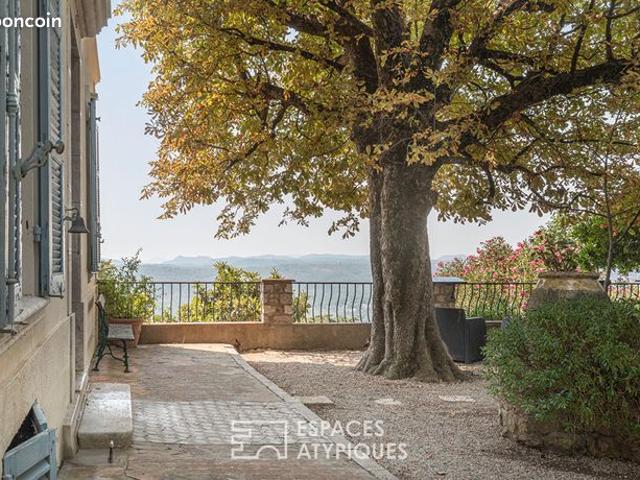 Propriété 12 pièces 300 m²