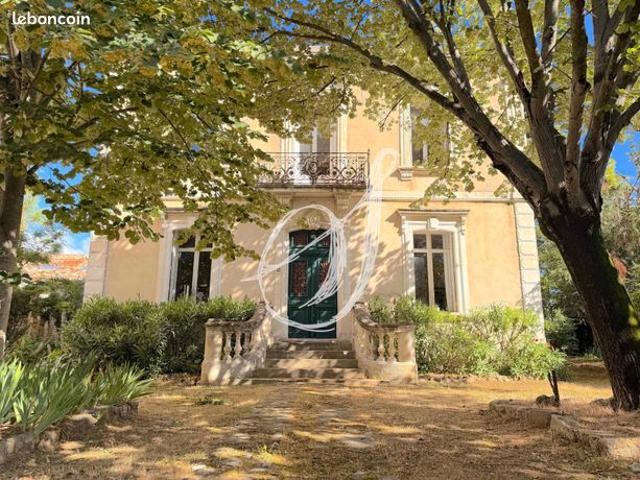 Propriété 12 pièces 302 m²